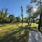 Pinewood Апартаменти Бібіоне